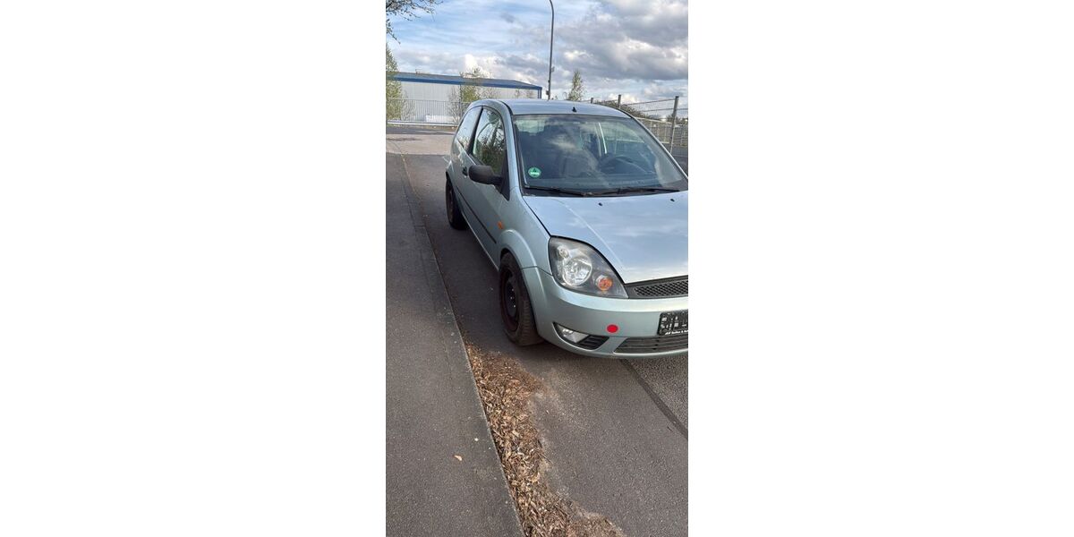 Ford Fiesta 151.000 km 1.300 &euro; Hessisch Lichtenau 37235
