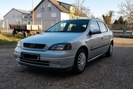 Opel Astra 189.000 km 1.999 € Speyer 67346