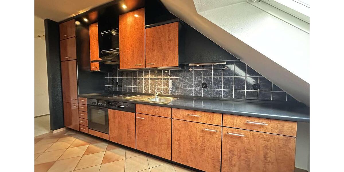 Dachgeschoßwohnung Niesky - 3 Zimmer, 74 m&sup2;, 510&euro; | Angebot:25252696