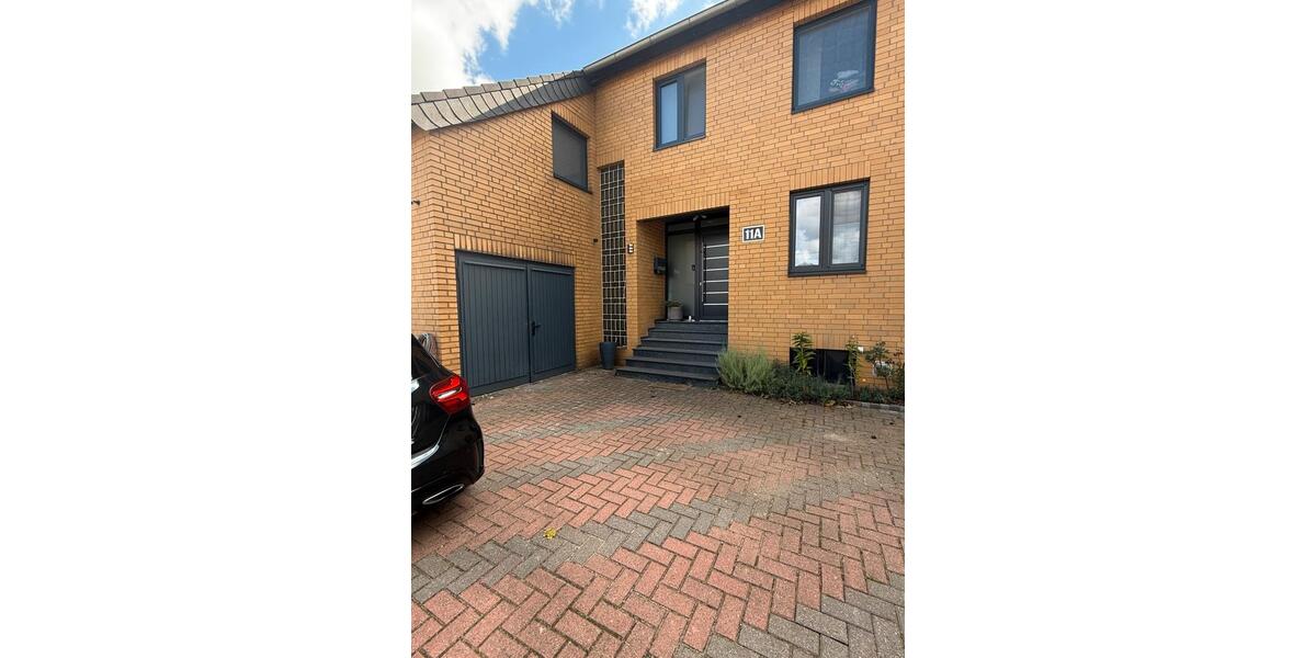 Großzügige Doppelhaushälfte in Isernhagen 160qm 430qm Grundstück 5 zimmer