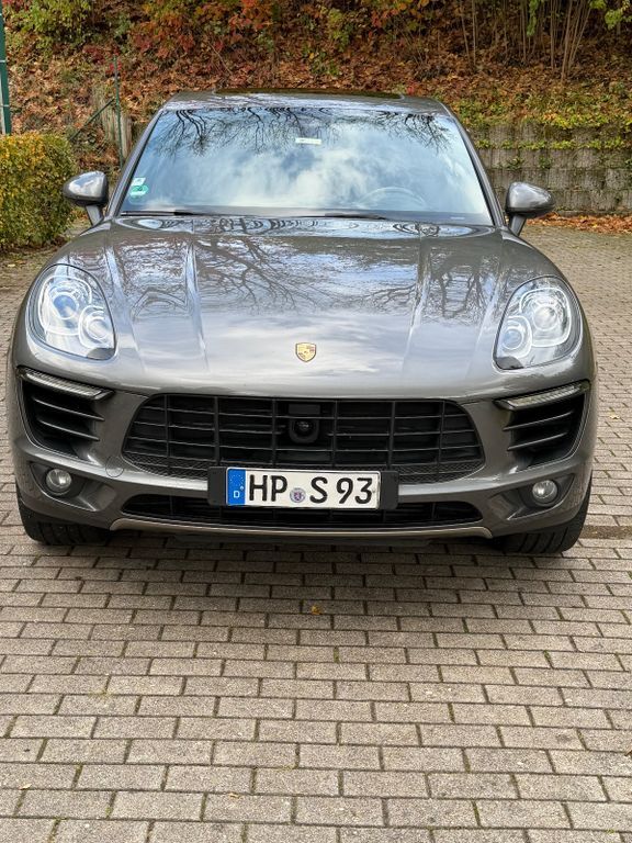 Porsche Macan 207.000 km 28.500 € Wald-Michelbach 69483