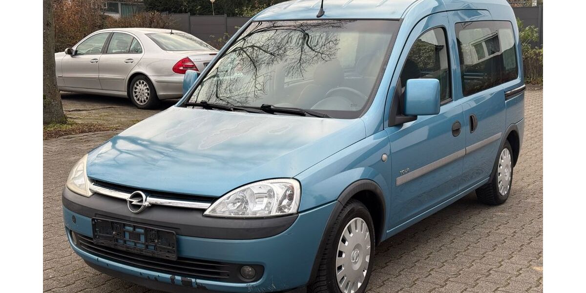 Opel Combo 210.000 km 2.698 &euro; Rüsselsheim 65428
