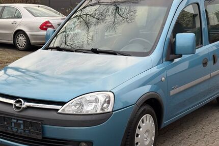 Opel Combo 210.000 km 2.950 &euro; Rüsselsheim 65428