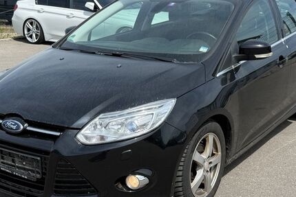 Ford Focus 300.104 km 2.750 &euro; Bisingen 72406