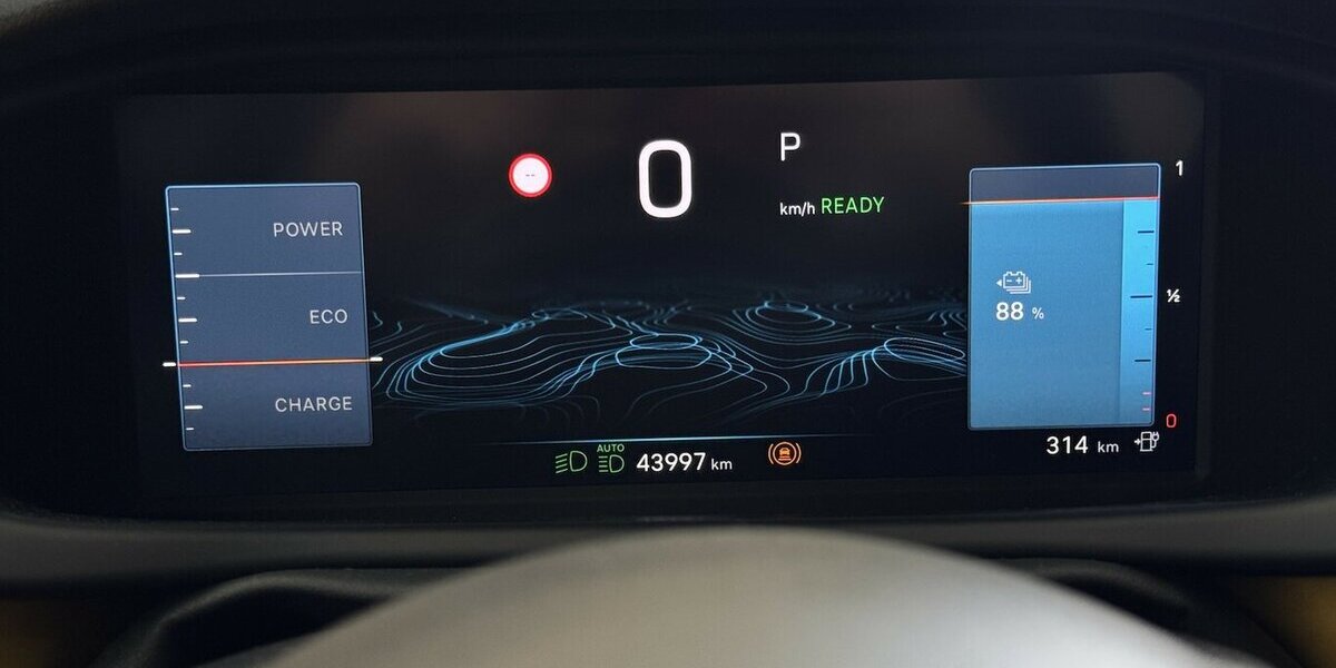 Jeep Avenger 54 KWh Summit 1.Hand Navigation LED 44.000 km 21.890 &euro; Lich 35423