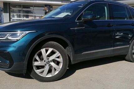 VW Tiguan 72.872 km 29.990 € Altentreptow 17087