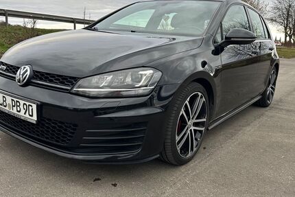 VW Golf 175.000 km 13.999 &euro; Oberstenfeld 71720