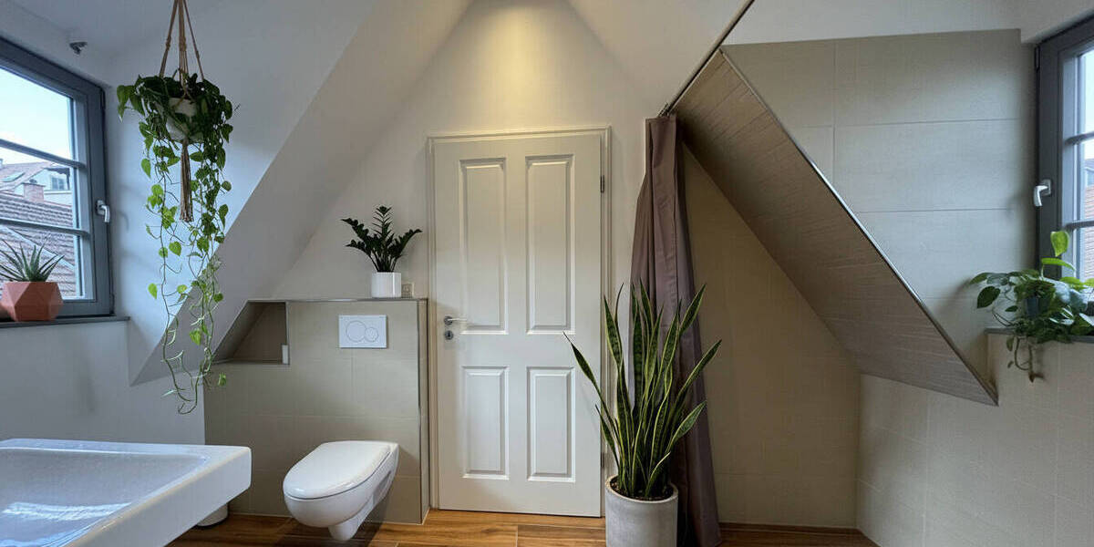 Einfamilienhaus Weinheim - 7 Zimmer, 196 m&sup2;, 2.995&euro; | Angebot:26833737