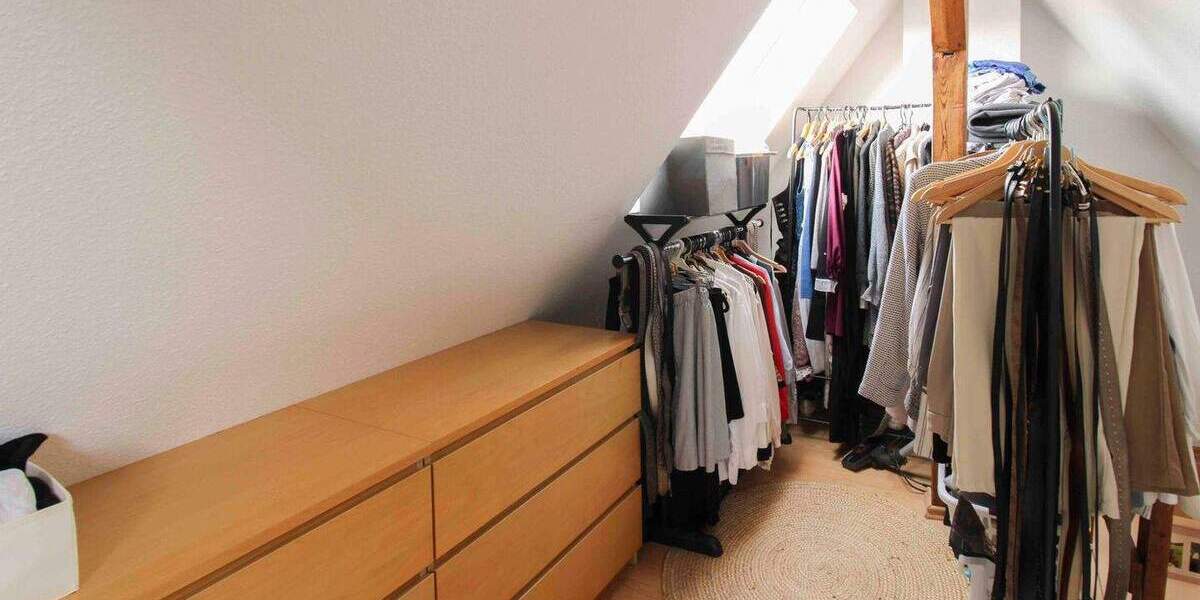 Mehrfamilienhaus, Wohnhaus Reutlingen Nordstadt - 7 Zimmer, 192 m&sup2;, 620.000&euro; | Angebot:25929003