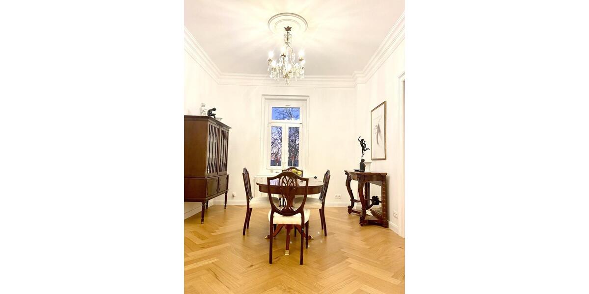 Villa Holzkirchen - 18 Zimmer, 600 m&sup2;, 1.250.000&euro; | Angebot:26960651