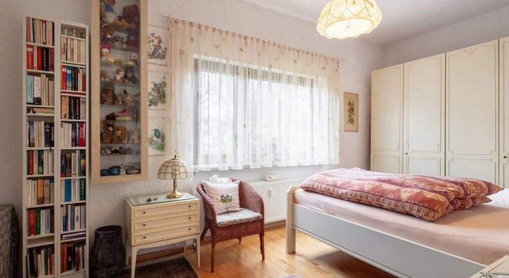 Familienfreundliche 6-Zimmer-Wohnung mit Balkon in Wiesbaden Medenbach 6 zimmer