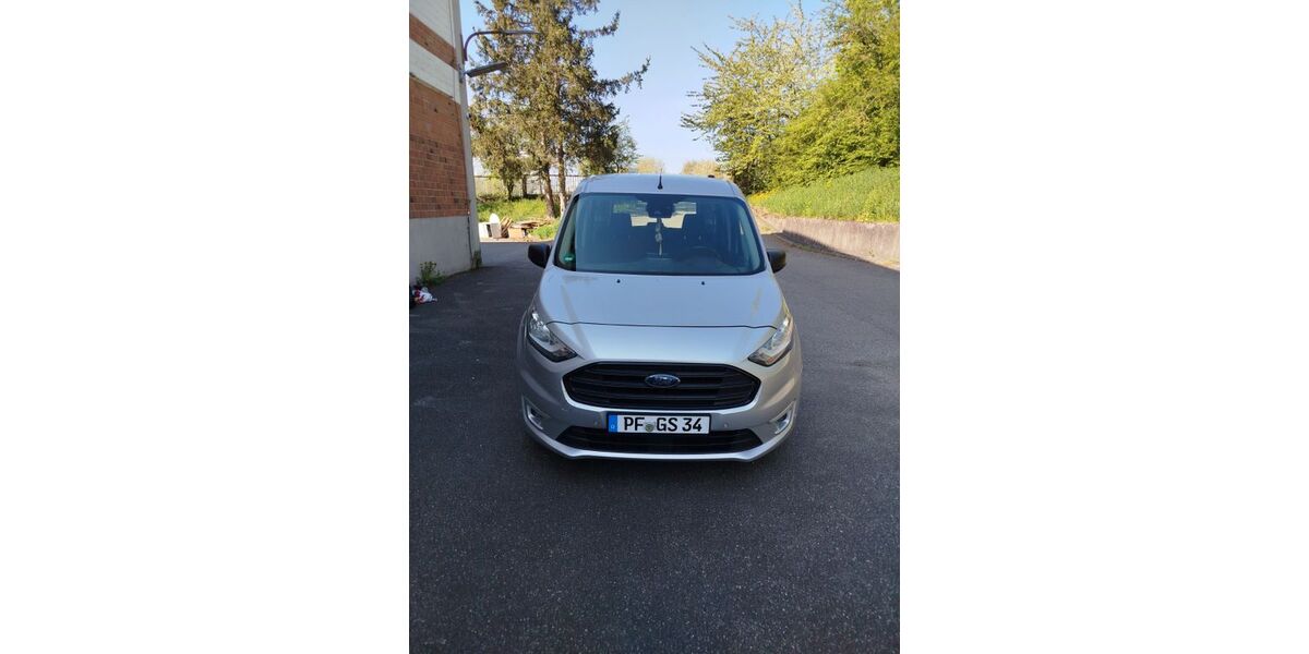 Ford Tourneo Connect 176.000 km 11.650 &euro; Pforzheim 75172