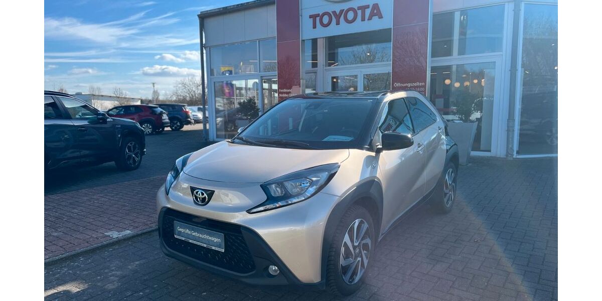 Toyota Aygo (X) 29.400 km 13.790 &euro; Nienburg 31582