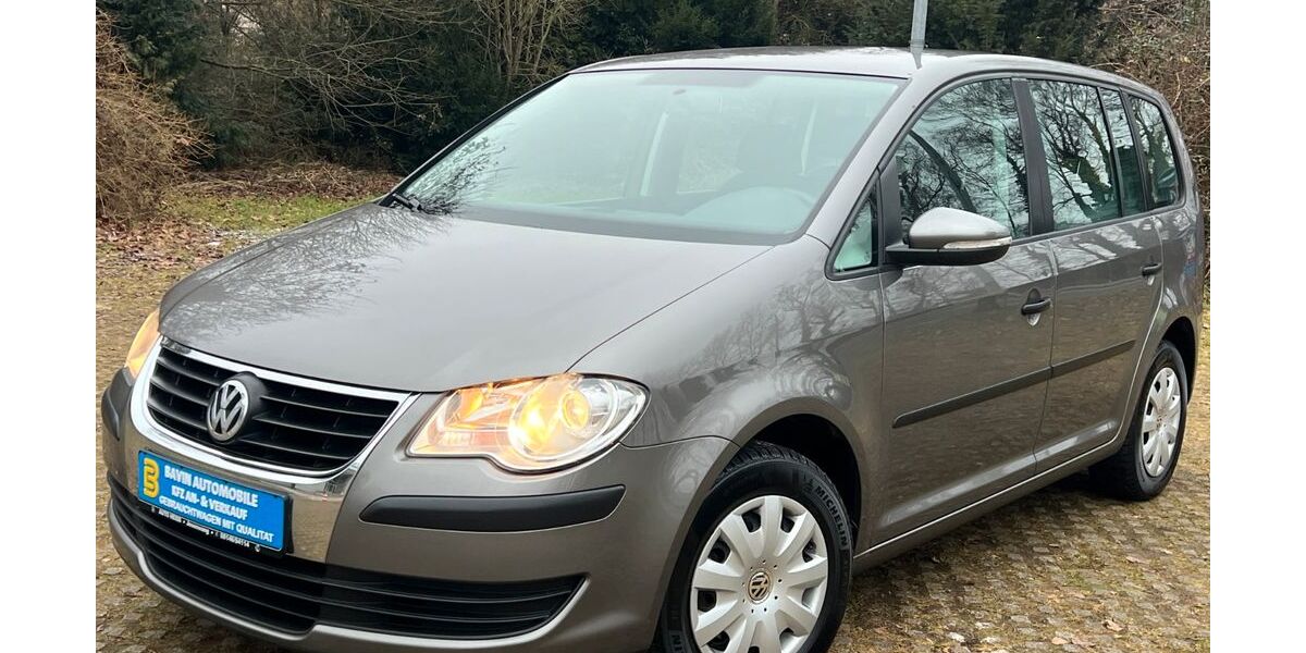 VW Touran 86.000 km 7.490 &euro; München 81243