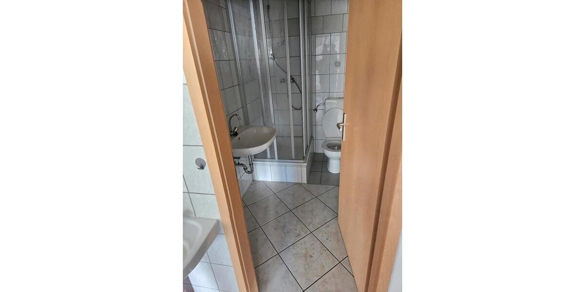 Erdgeschoßwohnung Schwarzheide - 1 Zimmer, 40 m&sup2;, 270&euro; | Angebot:22185891