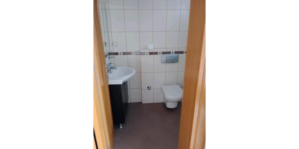Villa Stegen - 5 Zimmer, 200 m&sup2;, 480.000&euro; | Angebot:27029071