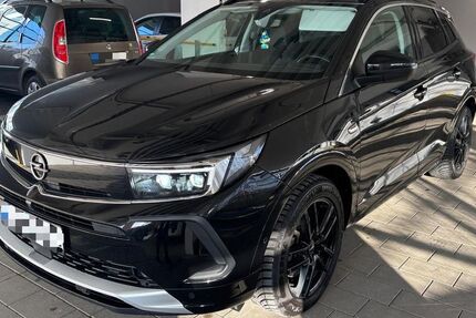 Opel Grandland (X) 122.000 km 15.990 &euro; München 81825