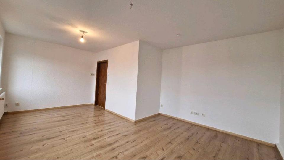 Etagenwohnung Tangerhütte - 3 Zimmer, 78 m&sup2;, 469&euro; | Angebot:25944855