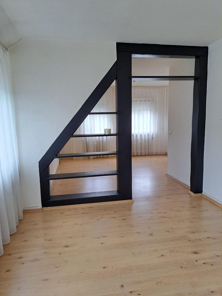 Dachgeschosswohnung in zentraler Lage von Bad Berleburg-Stadt zimmer