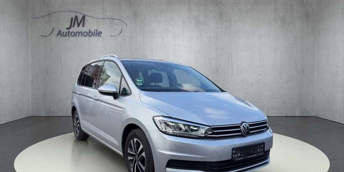 VW Touran 143.300 km 16.490 &euro; Meckenbeuren 88074
