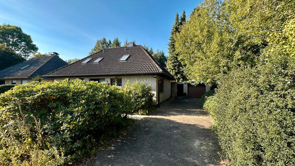 Großz.EFH, Nettokaltmiete 1.350,-€mtl. o. Kaufpreis. 285.000,-€ 5.5 zimmer