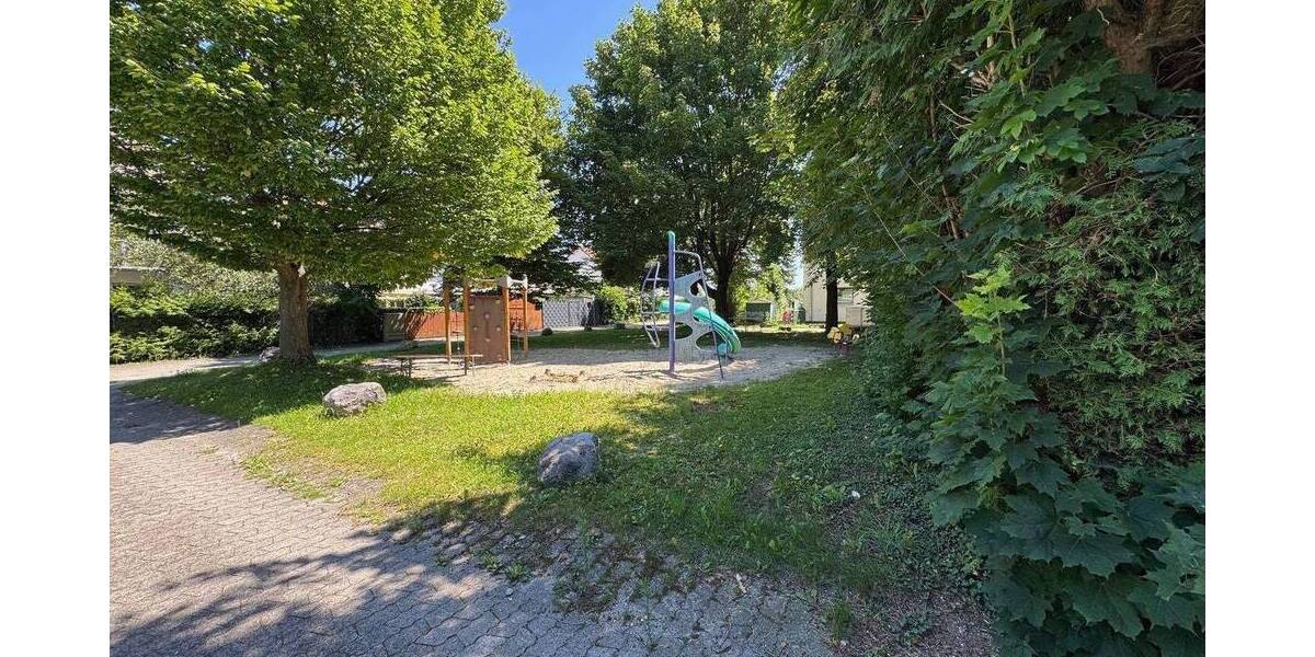 Reihenmittelhaus Eching - 6 Zimmer, 140 m&sup2;, 820.000&euro; | Angebot:25700159