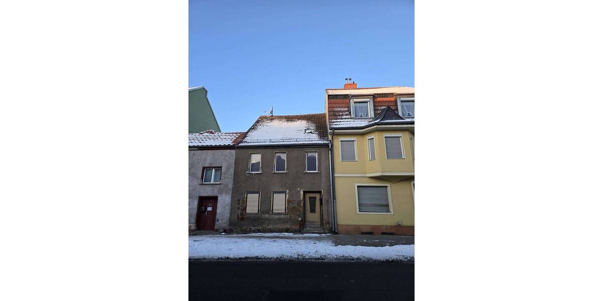 Reihenmittelhaus Jüterbog - 5 Zimmer, 120 m&sup2;, 80.000&euro; | Angebot:26515958