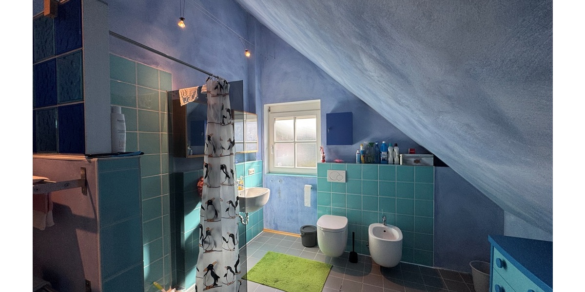 Oberursel - Stierstadt: Gepflegtes Einfamilienhaus in Feldrandlage! 6.5 zimmer