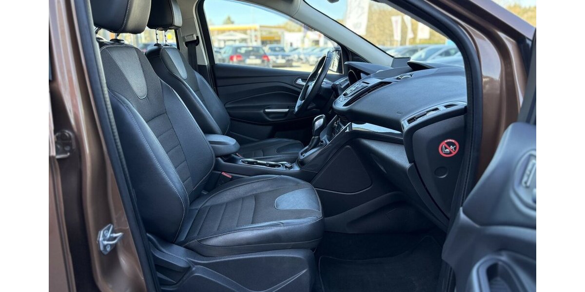 Ford Kuga 2.0 TDCI Titanium STANDHZ/NAVI/DAB/KAMERA 98.466 km 10.900 &euro; Villingen-Schwenningen 78054