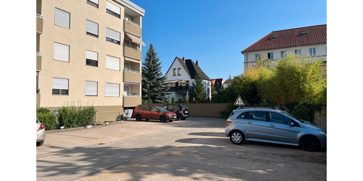 Provisionsfrei: 2 Zi.Whg. mit Kfz Abstellplatz, Balkon und Keller 2 zimmer