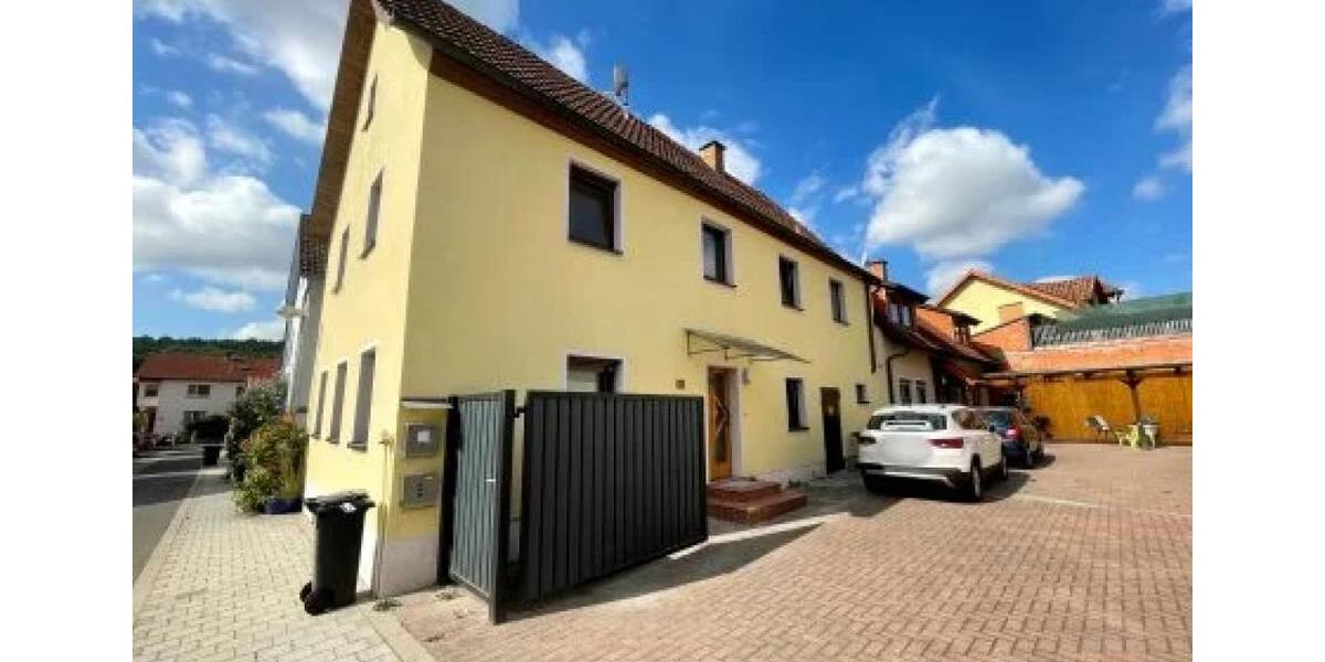 Etagenwohnung Hohenroth - 6 Zimmer, 120 m&sup2;, 700&euro; | Angebot:26402651