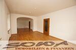 Attraktives Mehrfamilienhaus mit 5 Wohneinheiten, zwei Garagen und Garten in zentraler Lage in Neuburg - Ein Objekt von Ihrem Immobilienpartner SOWA Immobilien und Finanzen - Mehrfamilienhaus, Wohnhaus Neuburg an der Donau | Angebot:26299733