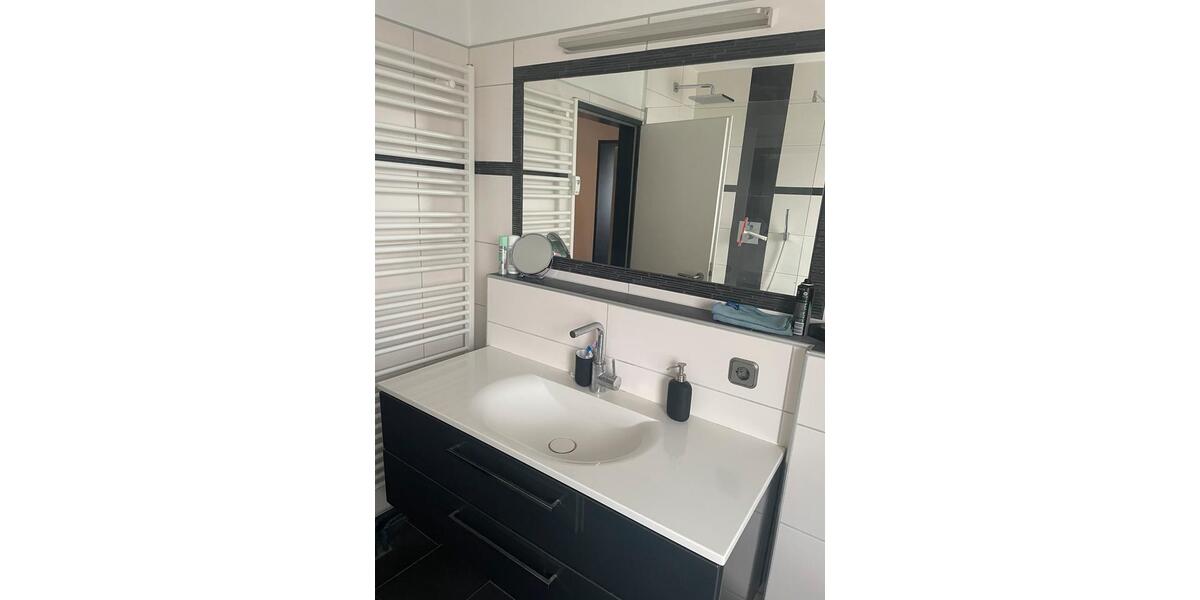 Etagenwohnung Halver - 3 Zimmer, 80 m&sup2;, 825&euro; | Angebot:25138292