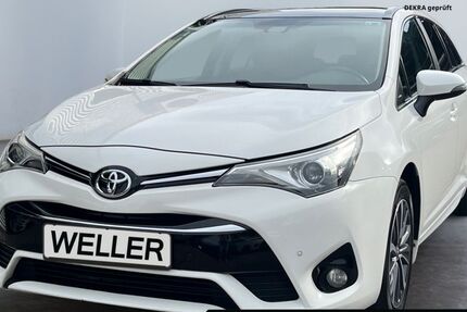 Toyota Avensis 125.000 km 14.795 &euro; Herford 32049