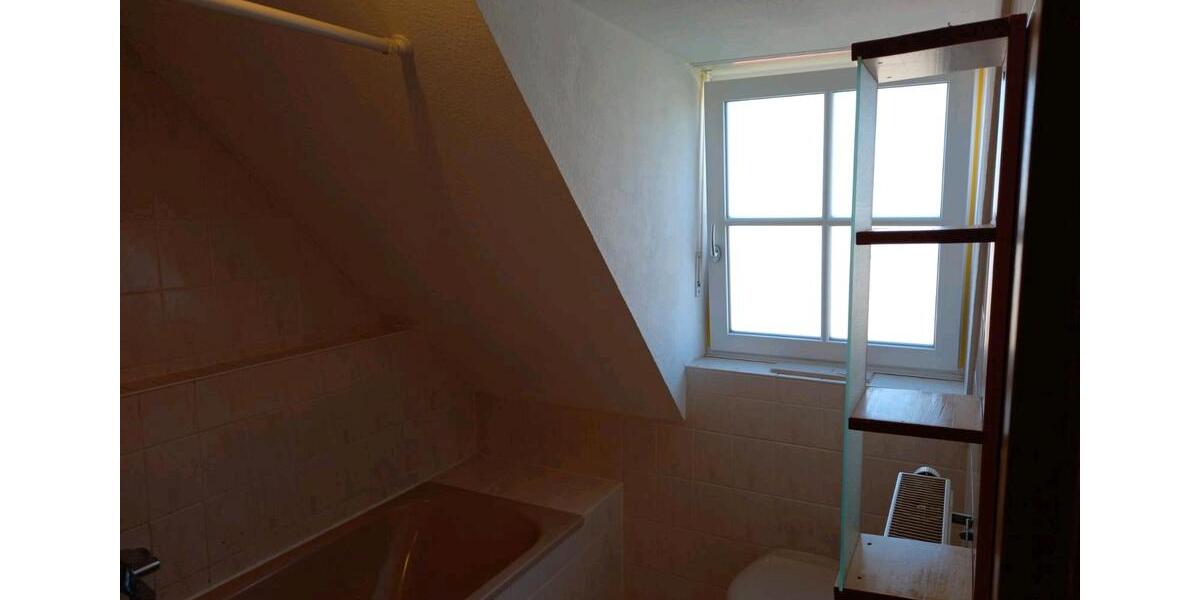 Dachgeschoßwohnung Freising Am Vogelherd - 1 Zimmer, 31 m&sup2;, 225.000&euro; | Angebot:27114704