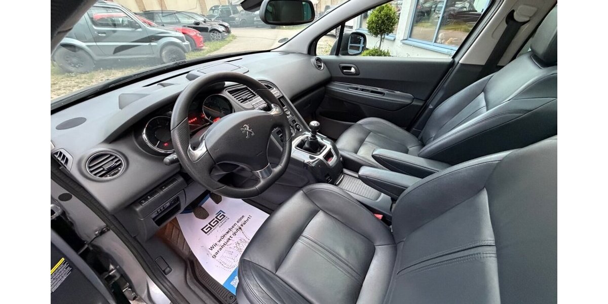 Peugeot 5008 SITZHEIZUNG LEDER AHK 117.000 km 6.499 &euro; Rudolstadt 07407