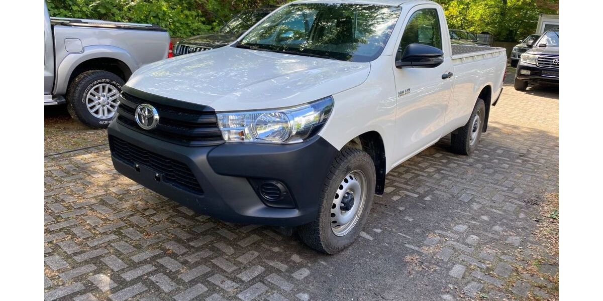 Toyota Hilux 64.800 km 29.900 &euro; Hamburg 20535