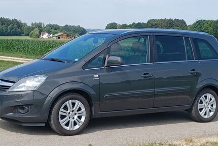 Opel Zafira 242.000 km 3.990 &euro; Ulm 89079