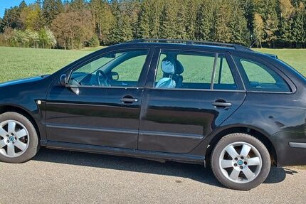 Skoda Fabia 185.164 km 900 &euro; Roding 93426