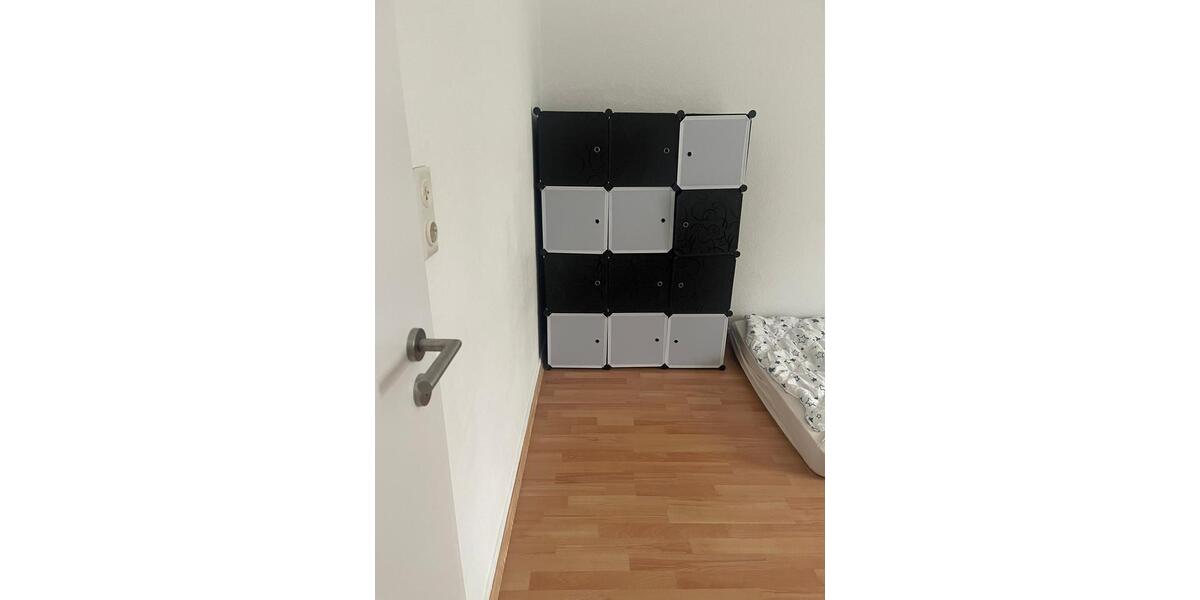 Erdgeschoßwohnung Hildesheim Itzum-Marienburg - 1 Zimmer, 18 m&sup2;, 215&euro; | Angebot:25598417