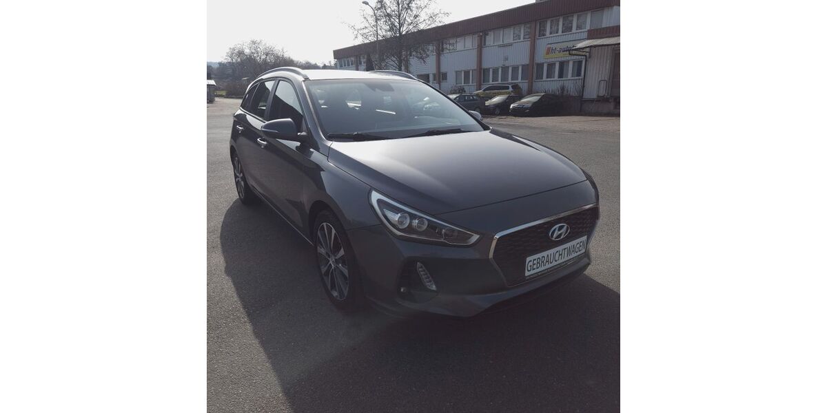 Hyundai i30 128.300 km 10.490 &euro; Nienstädt 31688