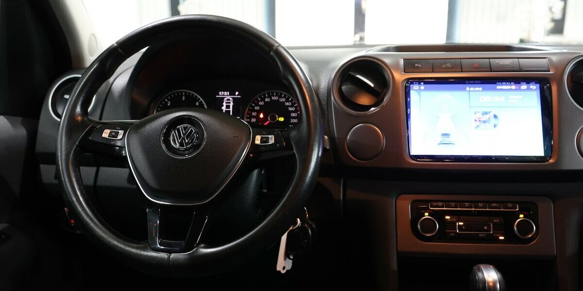 VW Amarok 2.0 TDI DSG HIGHLINE DC 4M / XENON, AHK 177.000 km 20.444 &euro; Hamm 59077