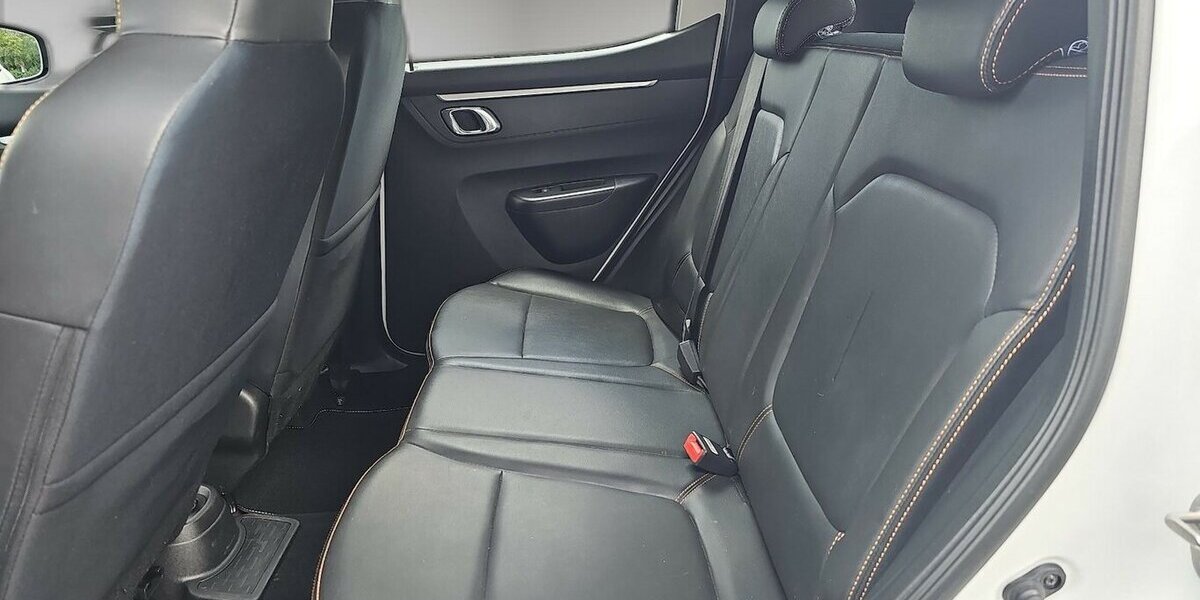 Dacia Spring Electric Comfort Plus CCS, Kamera, Navi 27.000 km 8.790 &euro; Schwalbach/Taunus 65824