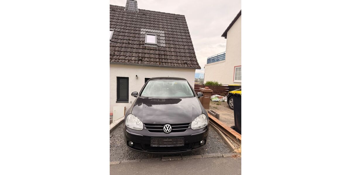 VW Golf 162.000 km 2.450 &euro; Gudensberg 34281