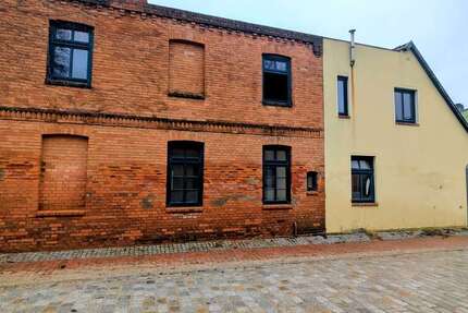 Haus Malchow - 7 Zimmer, 150 m&sup2;, 98.000&euro; | Angebot:24896490