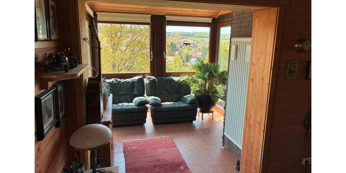 Einfamilienhaus Bad Hersfeld - 9 Zimmer, 180 m&sup2;, 299.000&euro; | Angebot:26926526