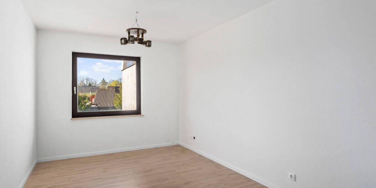 Reihenmittelhaus Achim - 4 Zimmer, 145 m&sup2;, 1.500&euro; | Angebot:26128823