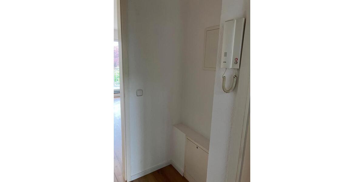 Etagenwohnung Dessau-Roßlau Dessau - 1 Zimmer, 33 m&sup2;, 300&euro; | Angebot:26535644