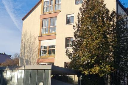 3-Zimmer mit Blick über Bayreuth u Fichtelgebirge, Roter Hügel 3 zimmer