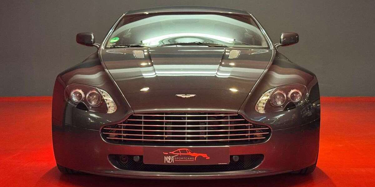 Aston Martin V8 86.669 km 54.900 &euro; München 80538
